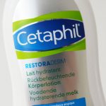 Cetaphil RestoraDerm Voedende Hydraterende Melk fragment